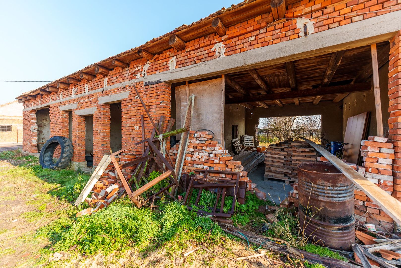 Depozit/hală cu teren de 1700mp - Poză 10