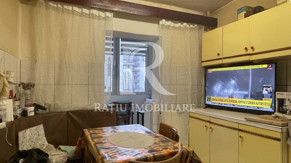 Apartament cu 3 camere  | Etaj intermediar | Calea Aradului | Oradea - Poză 9