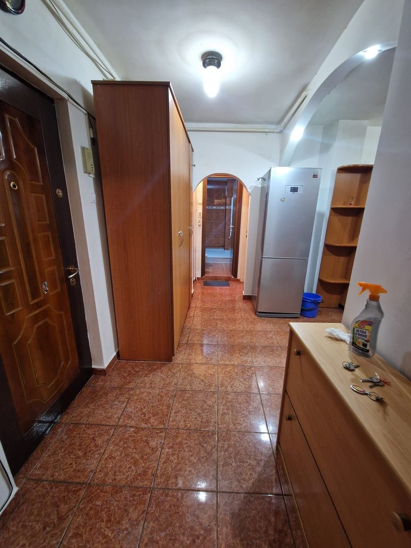Vanzare Apartament 2 Camere intre Nerva Traian si Mall Vitan, Centrala Proprie - Poză 1