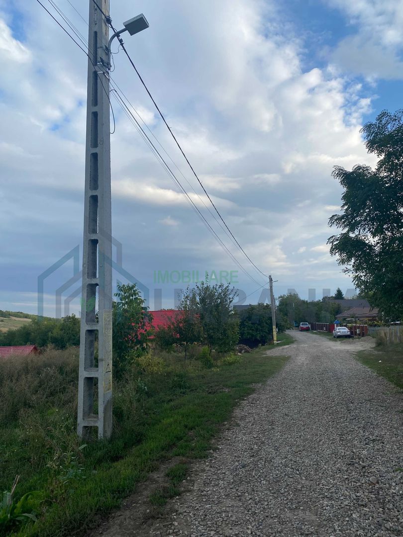 Teren intravilan de vânzare în Rusenii Noi, comuna Holboca, Iași - Poză 2
