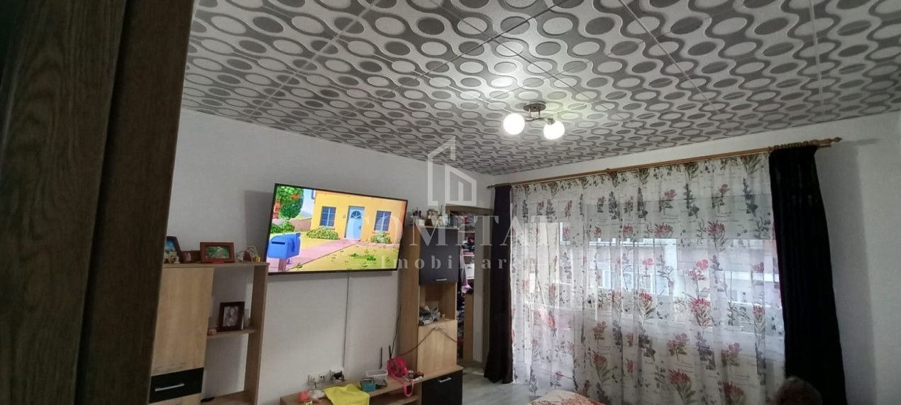 3 Camere| Decomandate| Curte comuna - Poză 4