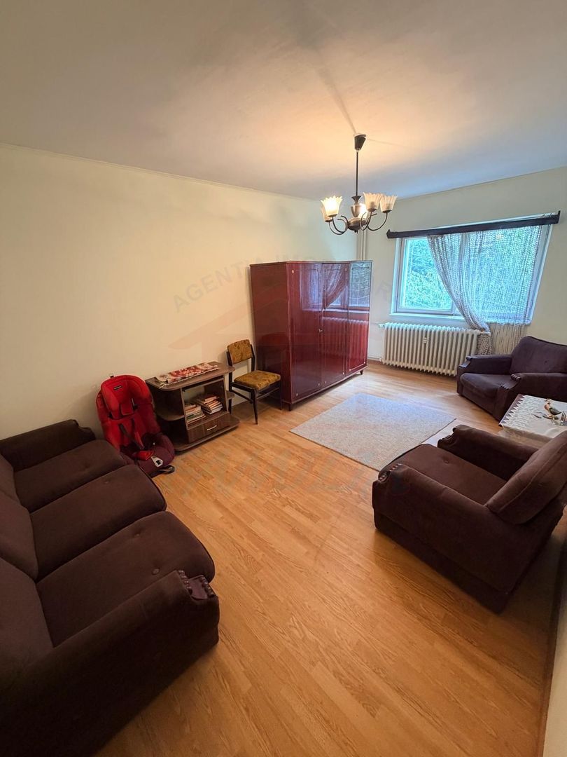 APARTAMENT CU 2 CAMERE DE VÂNZARE | MICRO 18 | PARTER - Poză 1