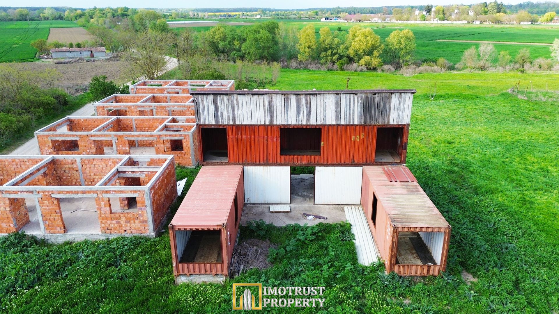 Casă modernă P+1 din containere – teren 575 mp – la 14km de Arad - Poză 1