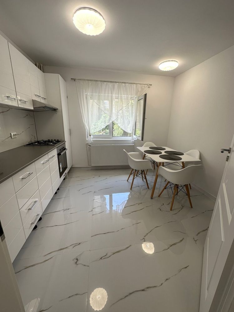 Inchiriere apartament zona Vitan - Poză 1