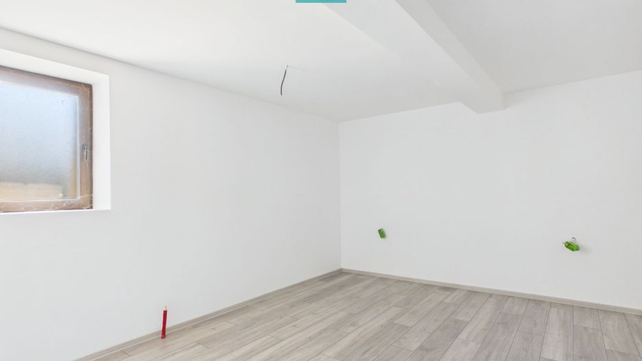 Casă renovată cu 3 camere în Battonya - Poză 7