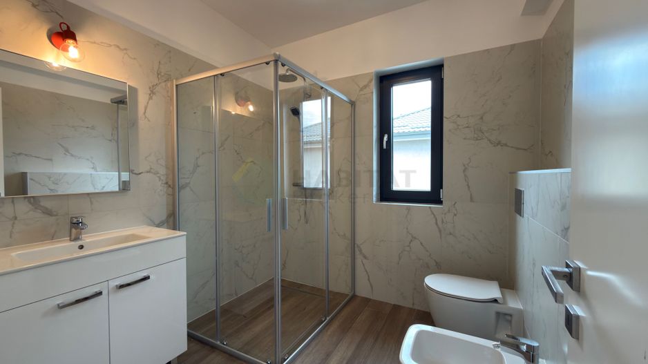 Vilă modernă cu 5 camere de închiriat în Corbeanca - Poză 11