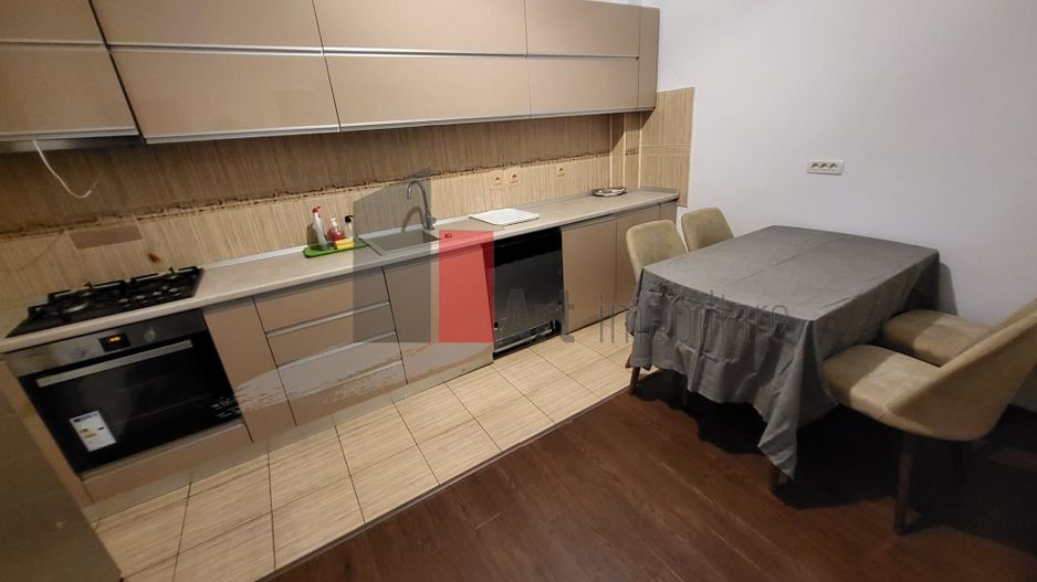 Apartament cu 3 camere de vanzare in zona Straulesti - Poză 15