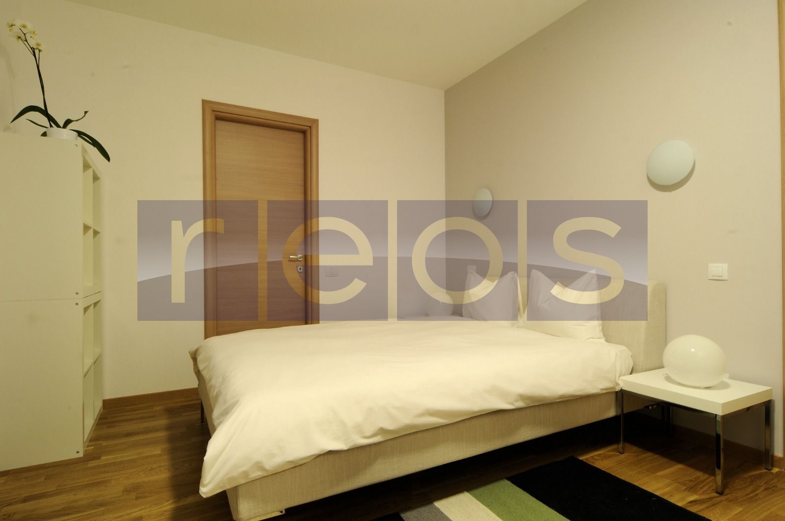 VANZARE APARTAMENT DEOSEBIT 81MP | 3 CAMERE | MOBILAT-UTILAT | PARCARE - Poză 4