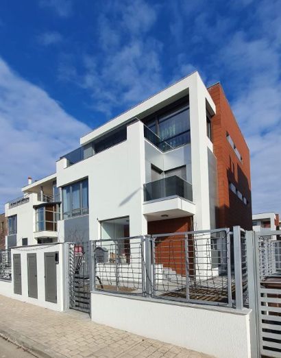 vila P+2E | Greenlake | Baneasa | Sisesti | Lac Grivita - Poză 19