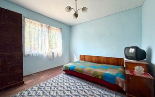 Casa cu 500mp teren, pozitie buna, centrala, utilitati - Poză 7