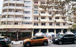 Oportunitate! Apartament 4 Camere 1 Minut Metrou Universitate - Poză 2