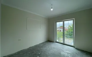 Duplex desparțit - 5 camere și 3 băi- Moșnița Nouă - Poză 14
