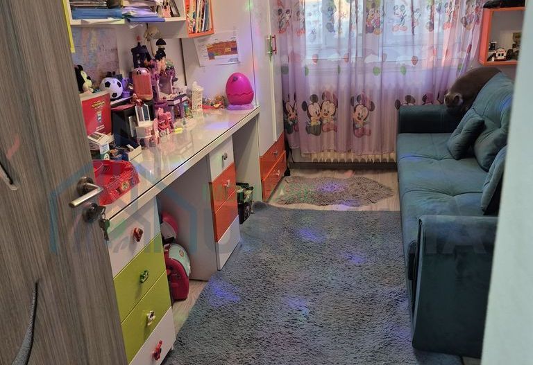 Apartament 3 camere etaj 4 de vânzare – Podu Roș, Aleea Rozelor, - Poză 10