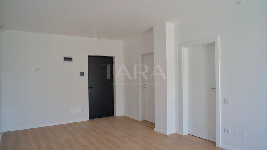 Apartament cu 2 camere, parcare subterană inclusă – Apahida - Poză 1