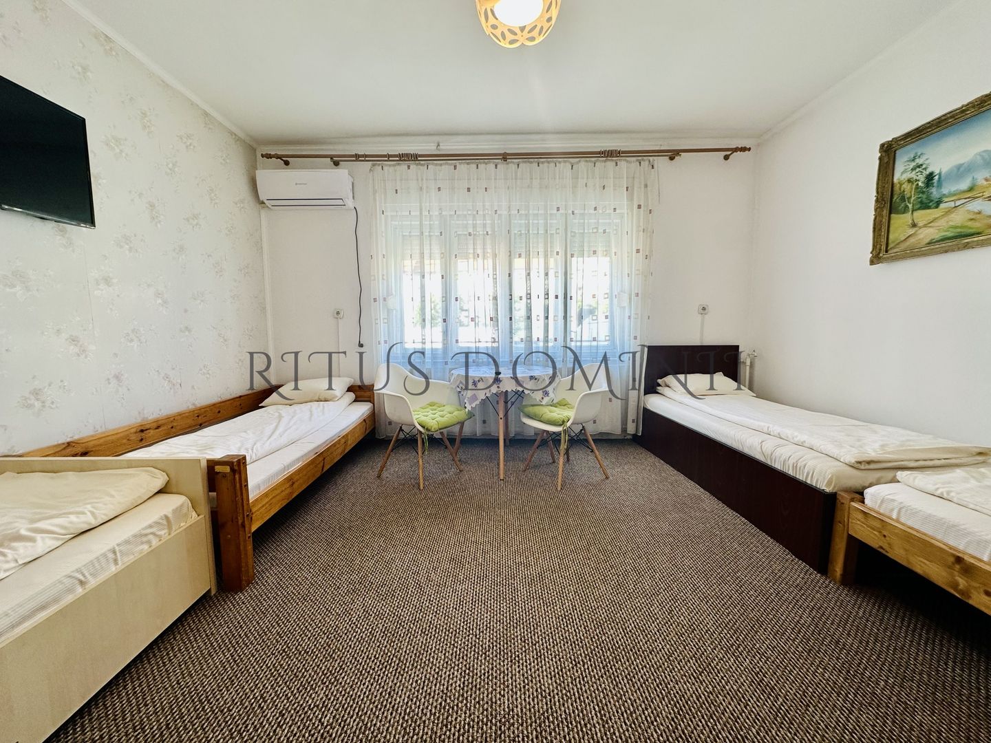 Apartament pentru 17 muncitori la Casa, Nufarul - Poză 2