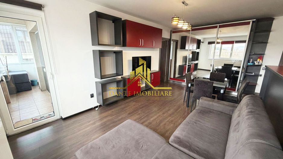 2 camere, spatios, mobilat modern, bloc nou, balcon, zona VIVO - Poză 2