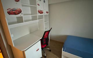 De inchiriat apartament cu 3 camere, Str. Nae leonard, etaj 3, 500 E - Poză 6