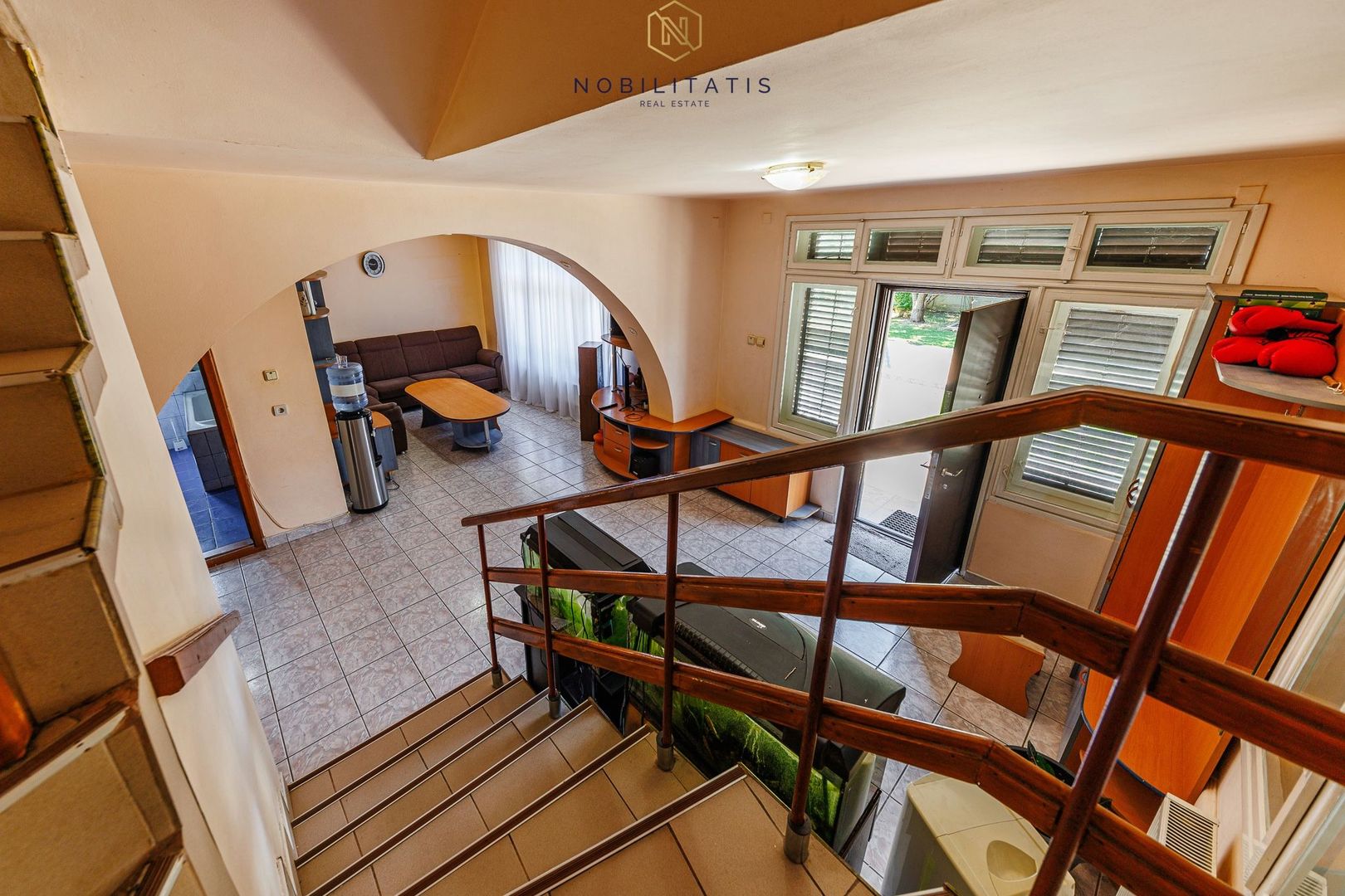 Vânzare casă individuală cu potențial extraordinar în Dumbrăvița - Poză 30