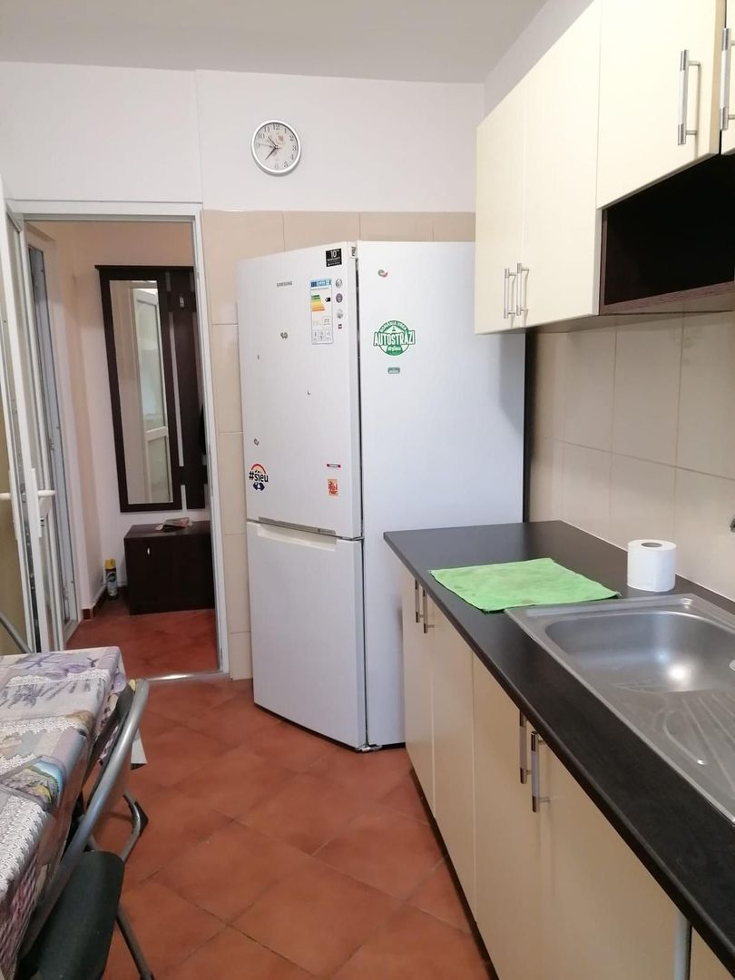 AP. 2 CAMERE VACARESTI, CENTRALA, BUCATARIE INCHISA, METROU 10 MINUTE - Poză 6