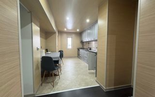 Apartament cu 2 camere | Bd. Unirii ULTRACENTRAL | ETAJ 2 - de vanzare - Poză 3