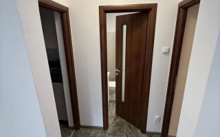 🏢 De Inchiriat: Ap. 3 Camere, Ideal și pentru Birou, Metrou EROII REVOLUTIEI - Poză 1