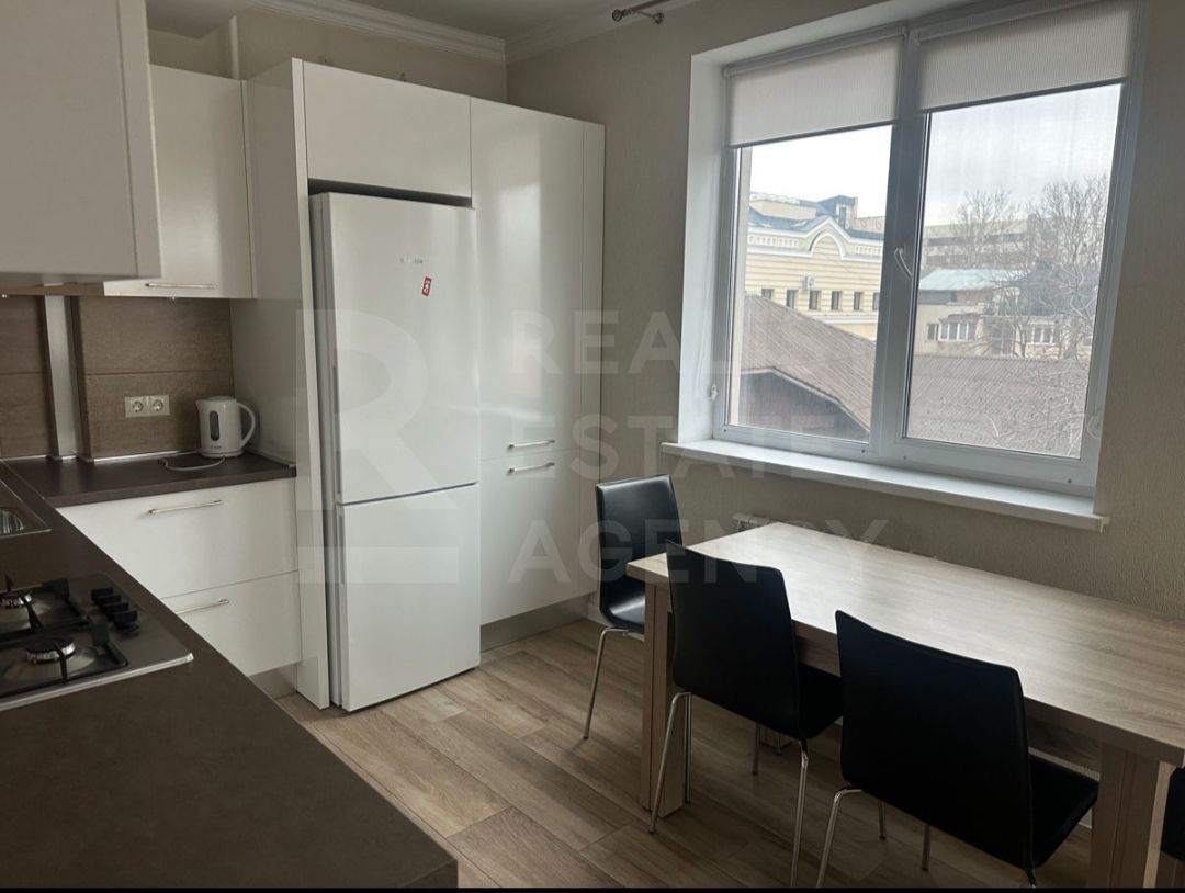 Chirie, apartament, 1 cameră, strada Vlaicu Pîrcalab, Centru - Poză 3
