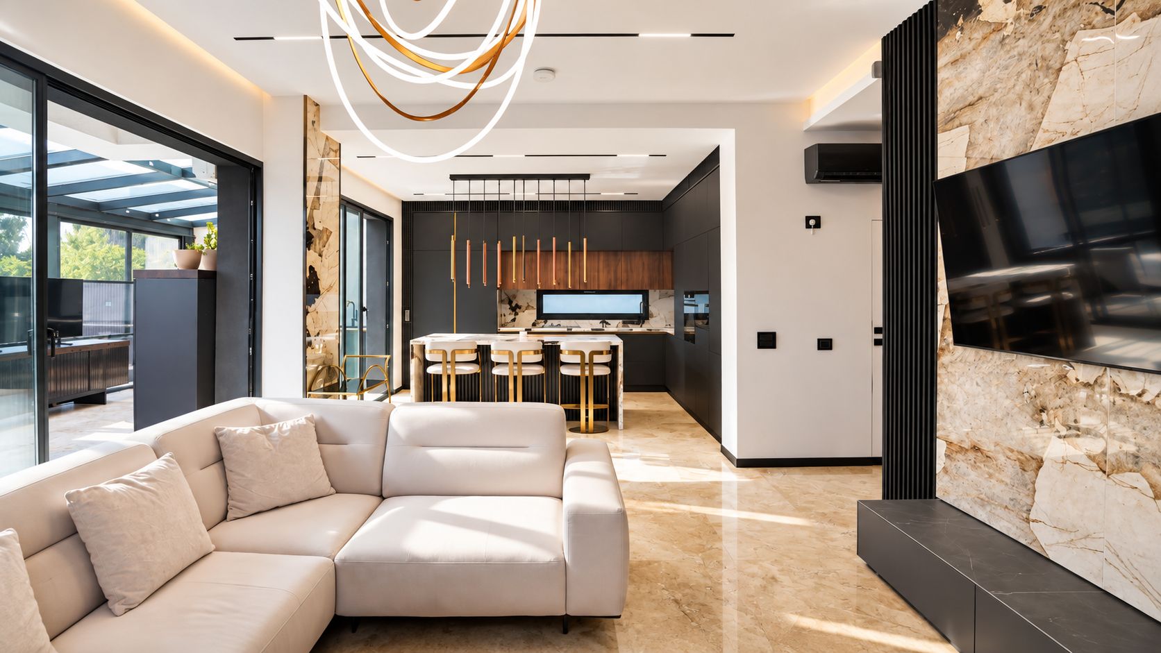 Casă spectaculoasă în Constanța | Design, tehnologie și confort - Poză 5