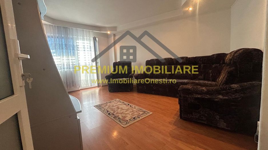 Apartament 2 camere de vânzare zona de jos, Onesti - Poză 2