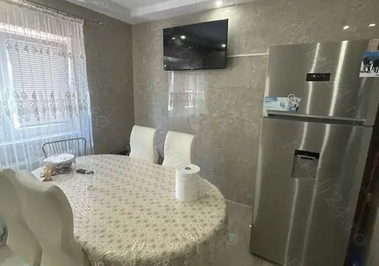 De vanzare apartament 3 camere - zona doamna Ghica - Poză 4