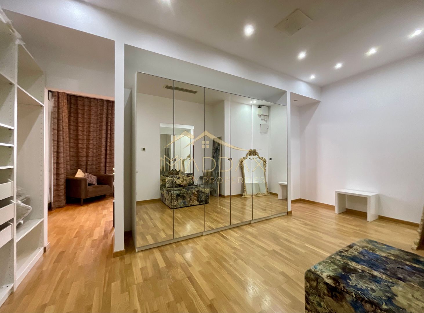 Penthouse exclusivist**250 MP//Terasa 120 mp**4 Camere//Erou Iancu Nicolae - Poză 23