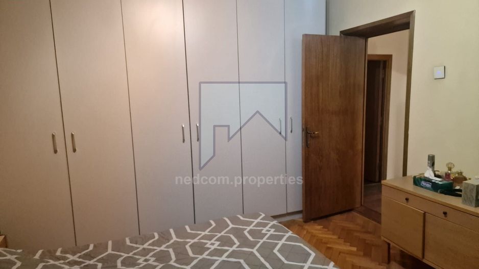 Vanzare apartament 3 camere (E1+M) in Vila (S+P+E1+M) - Teiul Doamnei - Poză 15