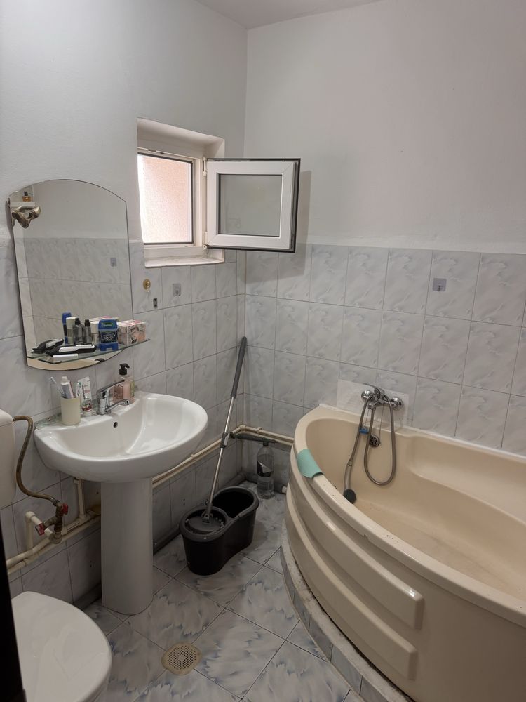 Apartament 3 camere + loc de parcare, zona Lujerului - Poză 8