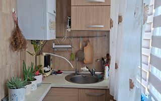 Apartament cu 3 camere - 70mp - Zona Aradului - Poză 7