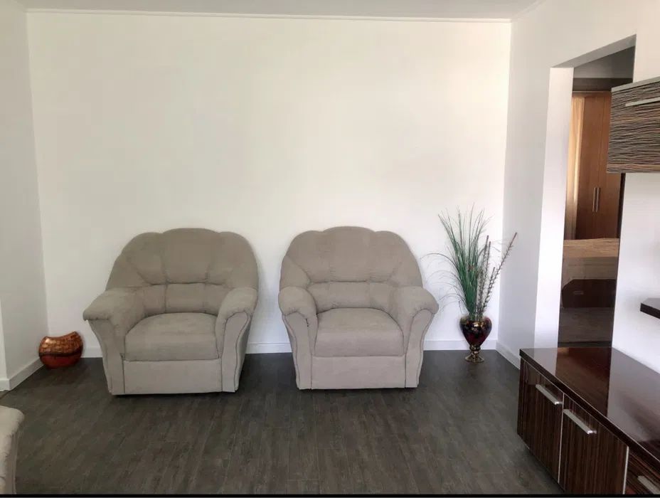 Apartament cozy, 3 camere, Raul Doamnei - Poză 3
