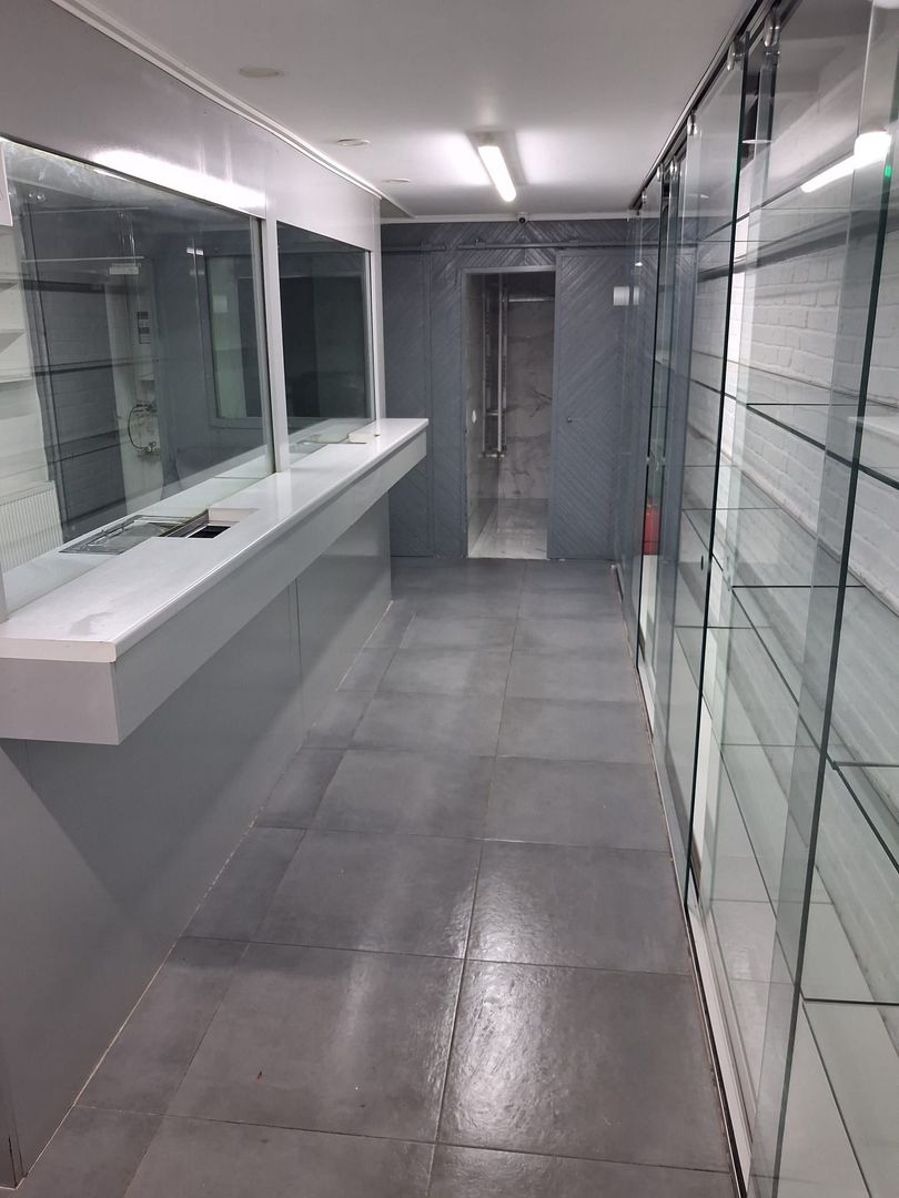 Spațiu comercial complet echipat - Poză 7