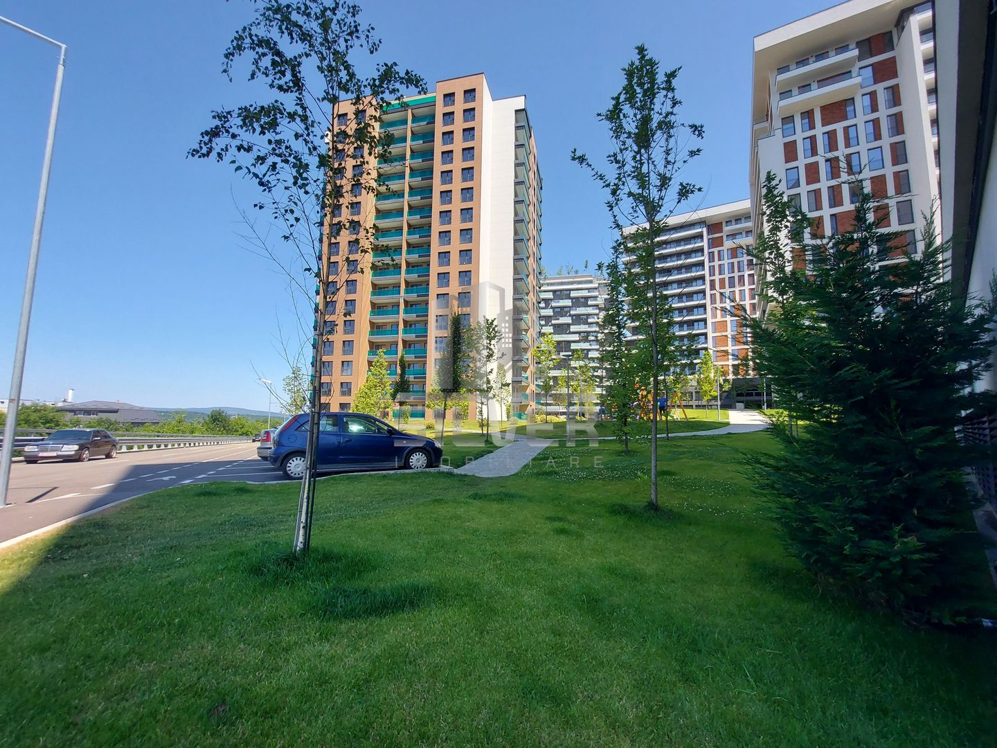 Apartament cu 3 camere/CF/88 mp/zona strazii Frunzisului! - Poză 1