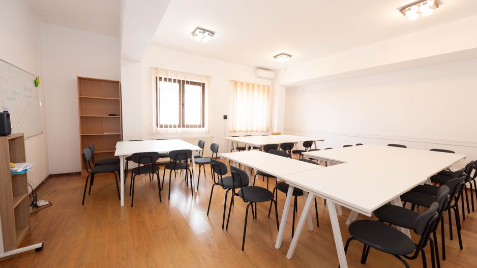 Spatiu de birouri stradal, 148mp de inchiriat în zona Soseaua Chitilei - Poză 11