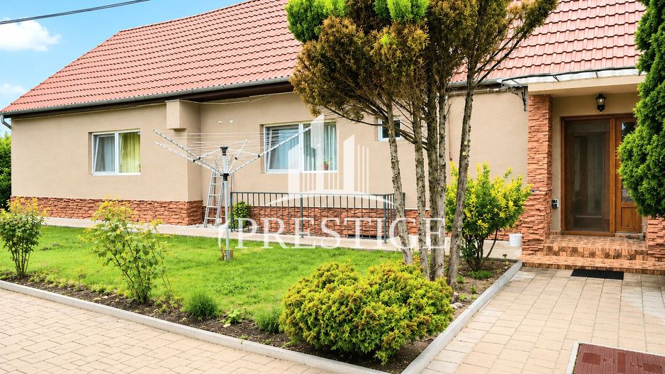 CASĂ DE VÂNZARE ÎN SIBIU TURNIȘOR | 5 CAMERE | 2 BĂI | CURTE - Poză 1