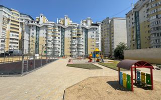 De Vânzare: Apartament Ciocana, Strada Mircea Cel Bătrân - Poză 1