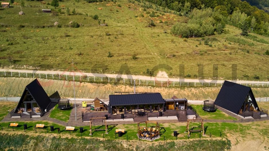 Afacere de vanzare, 2 cabane+sala de evenimente, la cheie, Apuseni! - Poză 2