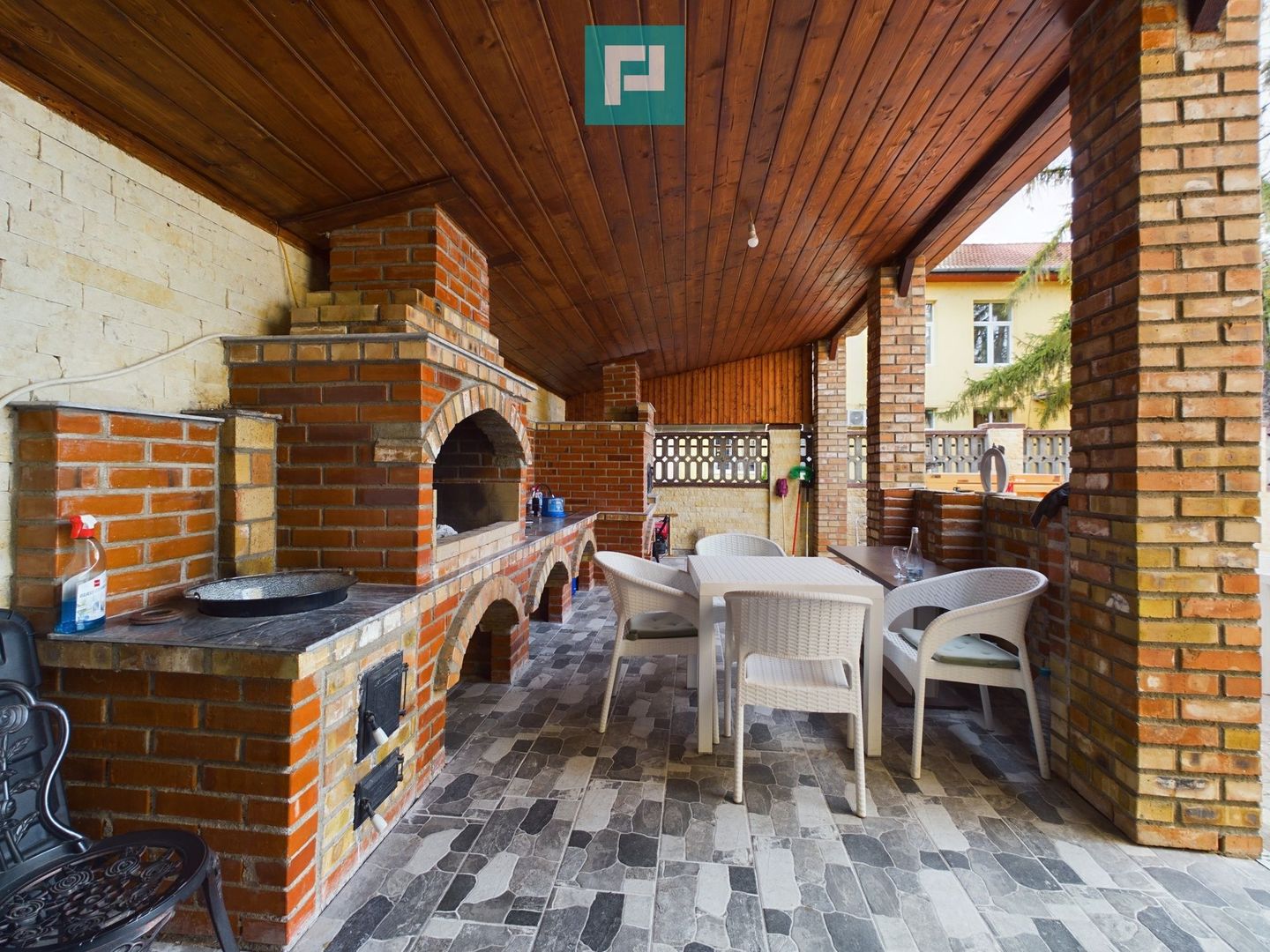 Motel de închiriat în Curtici - Poză 26