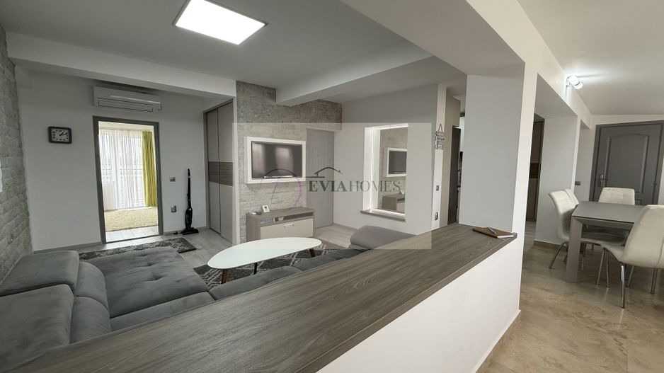 3 camere/ 2 bai/ balcon  – Zona Piata 1 Mai - Poză 3