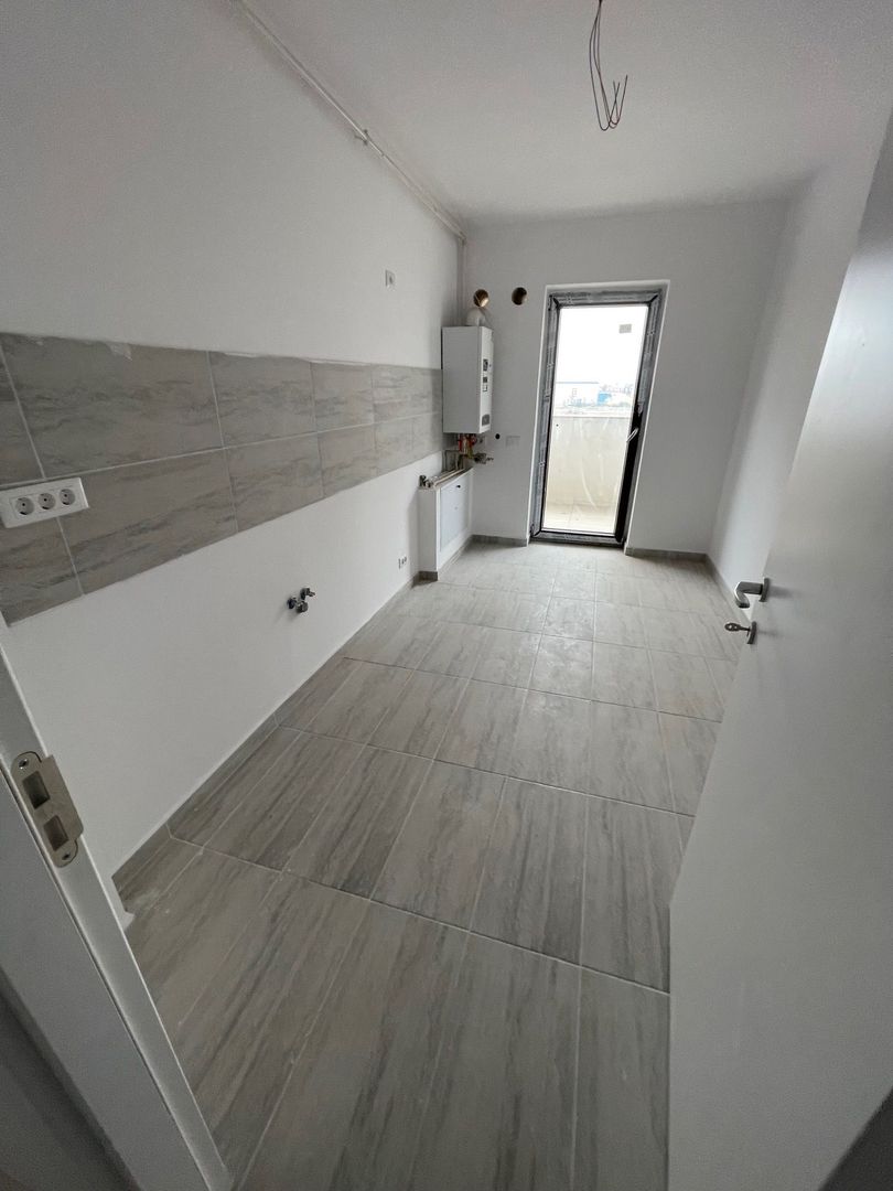 Apartament NOU 2 camere - Loc de parcare si boxa inclusa in pret - Poză 8
