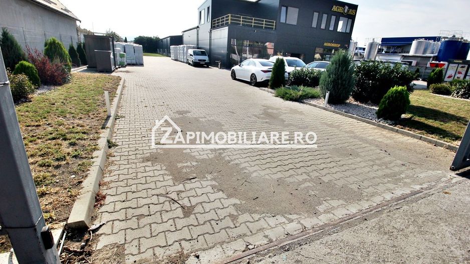 2 Hale noi cu suprafete de 590 si 578mp,teren 4200mp.stradal - Poză 1