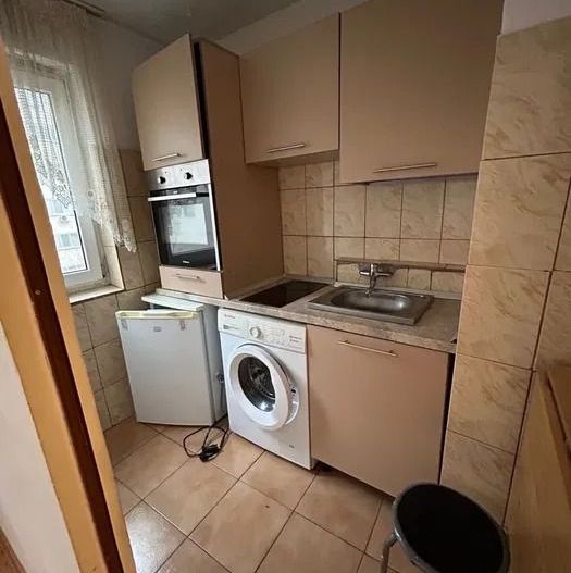 GARSONIERA LUJERULUI, BUCATARIE INCHISA, MOBILAT,  METROU 3 MINUTE - Poză 5