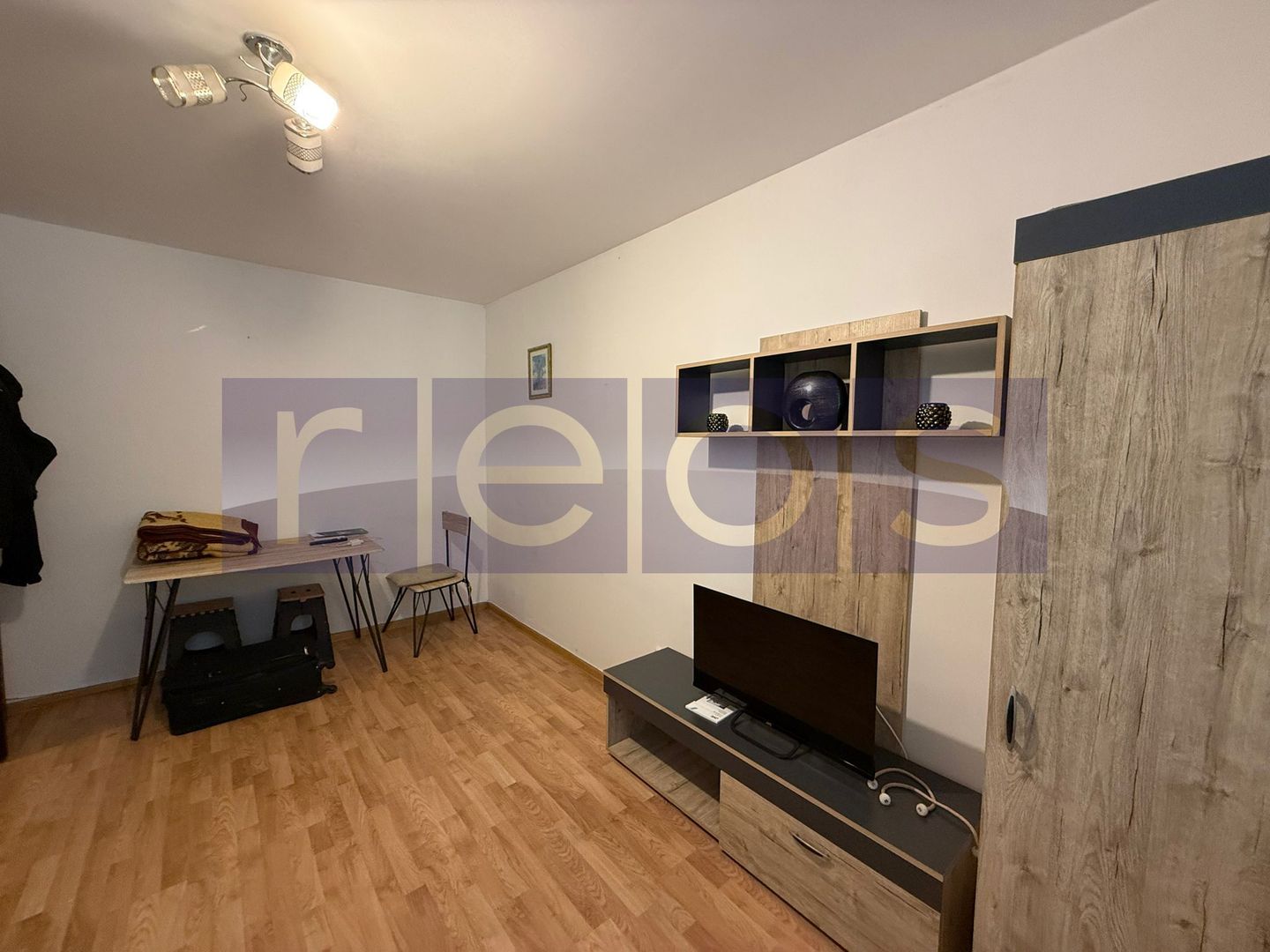 VANZARE APARTAMENT 2 CAMERE | VICTORIEI | MOBILAT SI UTILAT - Poză 3