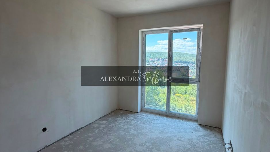 Apartament 3 camere, 2 bai, balcon, etaj intermediar, garaj, Zorilor - Poză 1
