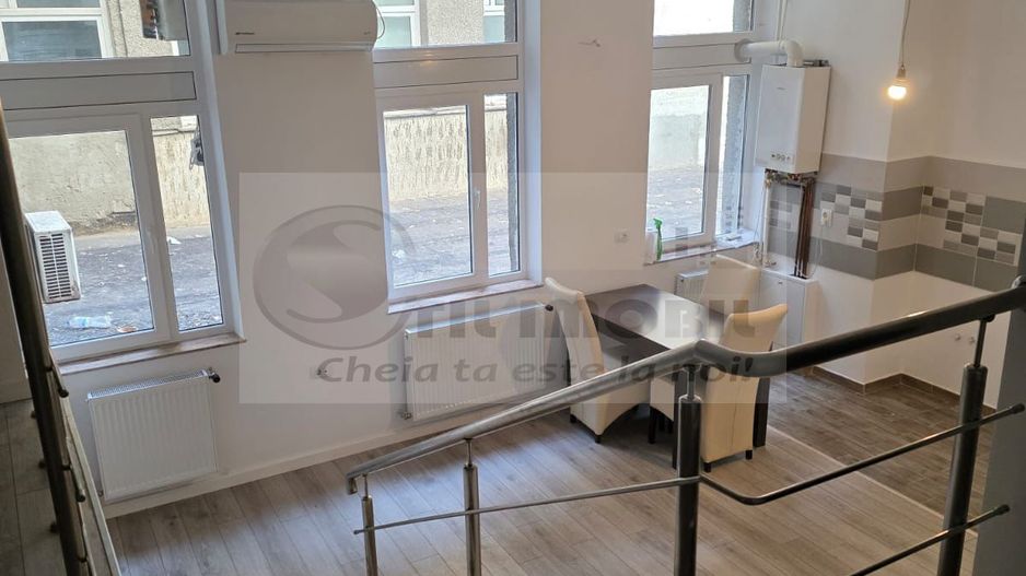 Ap 1 cam, 40 mp ultracentral, ideal ca investiție, renovat – 119.000 € - Poză 1