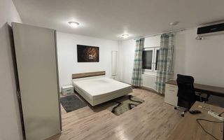 Garsoniera lujerului cu toate utilitatile incluse - Poză 1