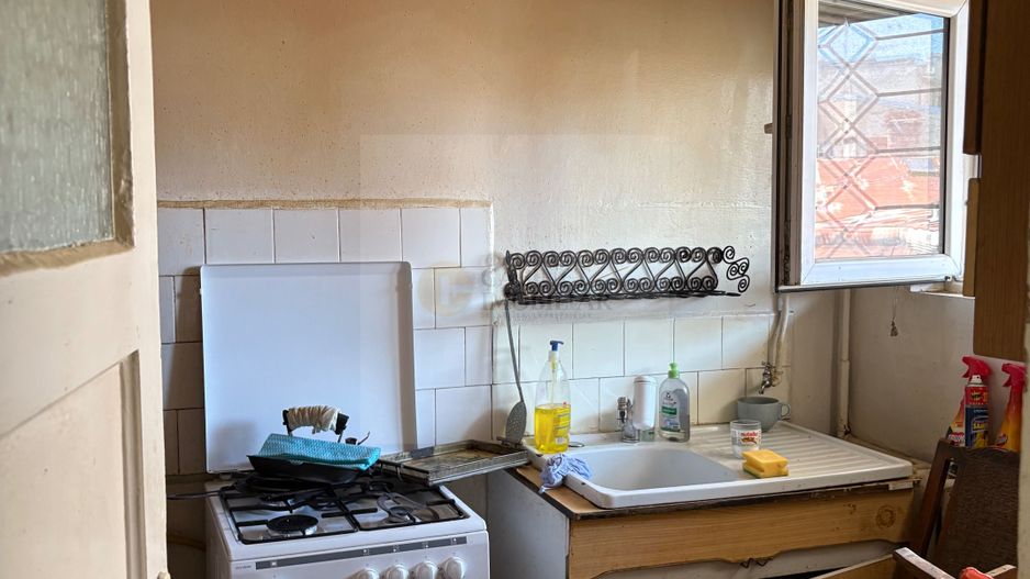 2 camere | Cismigiu  | Decomandat | De renovat - Poză 8